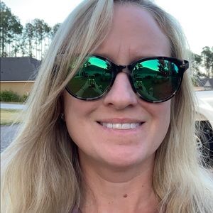 Meet your Posher, Stacey